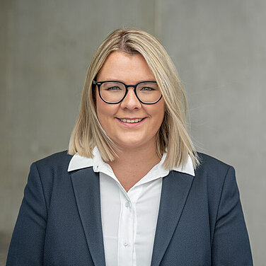 Professionelles Portrait: Julia Schmelzer - lta.